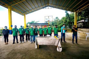 Cong. Kiko Turns Over Barangay Hall, Covered Court In Canlandog