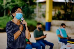 Cong. Kiko Turns Over Barangay Hall, Covered Court In Canlandog