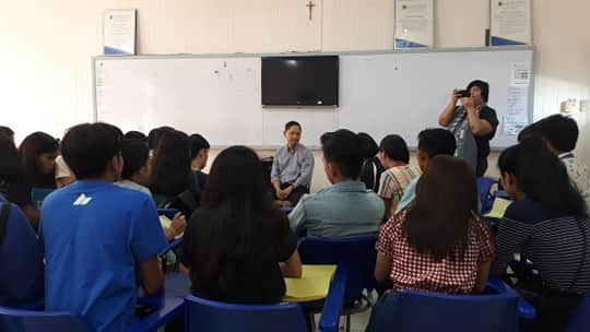 Cong Kiko Joins La Consolacion-Bacolod Grade 11 Class