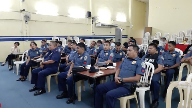 Cong. Kiko Benitez Met With Victorias PNP; Turned Over 5 Bullet Proof Vests