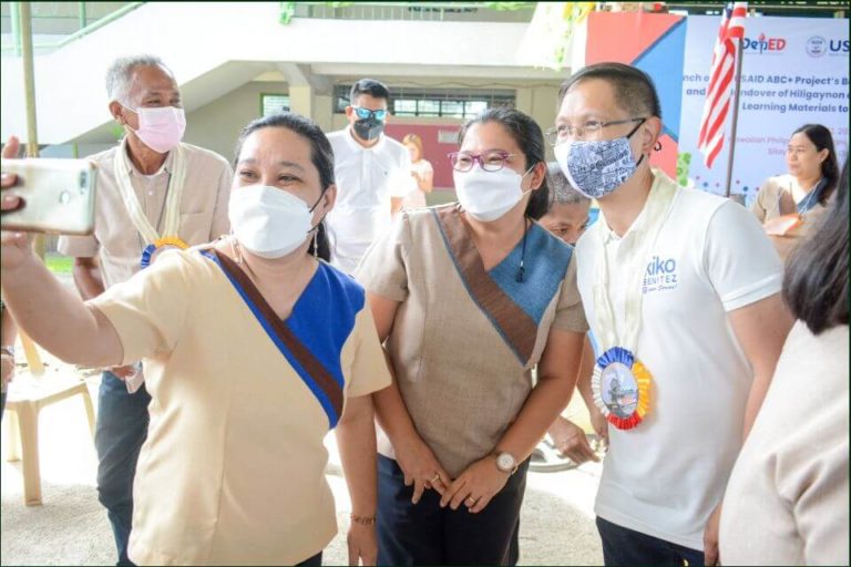 Cong. Kiko Benitez at Hawaiian Philippine Company Elementary School