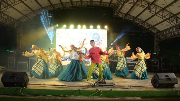 Metro 3rd District Pasundayag sa MassKara sa Panaad