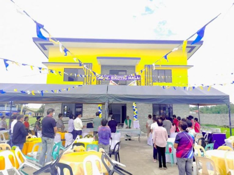 Cong. Kiko Benitez attends the blessing and inauguration of Barangay Hall at Barangay Bagtic Silay City