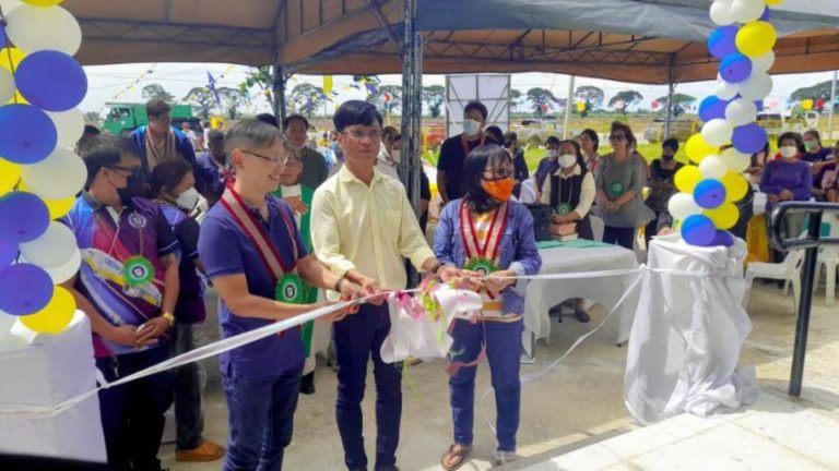 Cong. Kiko Benitez attends the blessing and inauguration of Barangay Hall at Barangay Bagtic Silay City