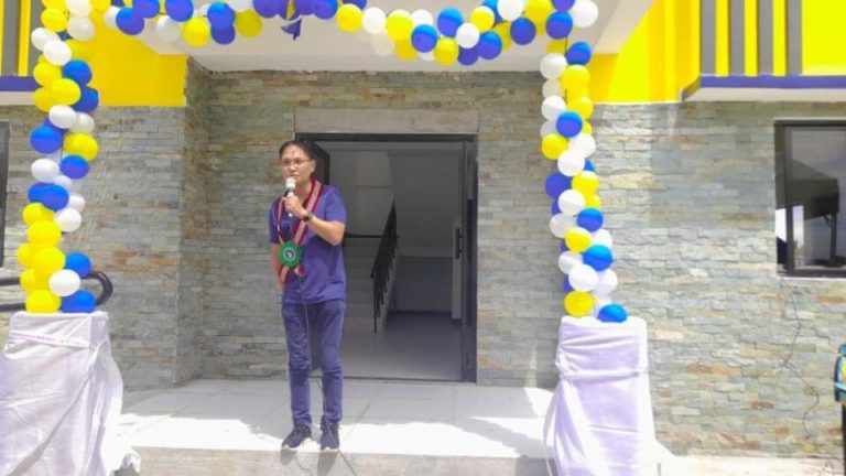 Cong. Kiko Benitez attends the blessing and inauguration of Barangay Hall at Barangay Bagtic Silay City