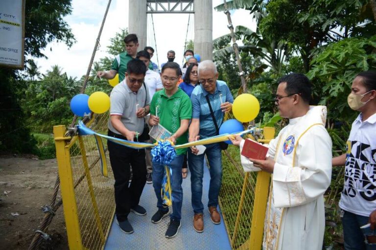 CONG. KIKO INAUGURATES TWO SILAY BRIDGES