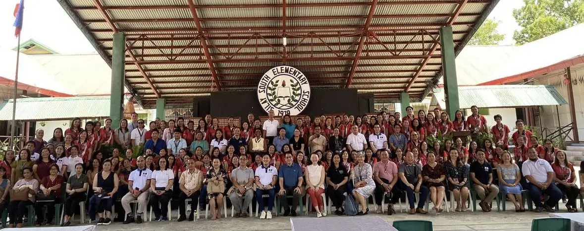 Kiko , EDCOM II consult Negros schools officials