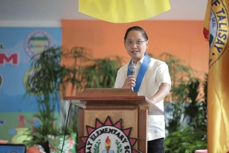 Congressman Kiko Benitez Leads Brigada Eskwela Kick-Off in Talisay, Calls for Bayanihan to Address Learning Loss