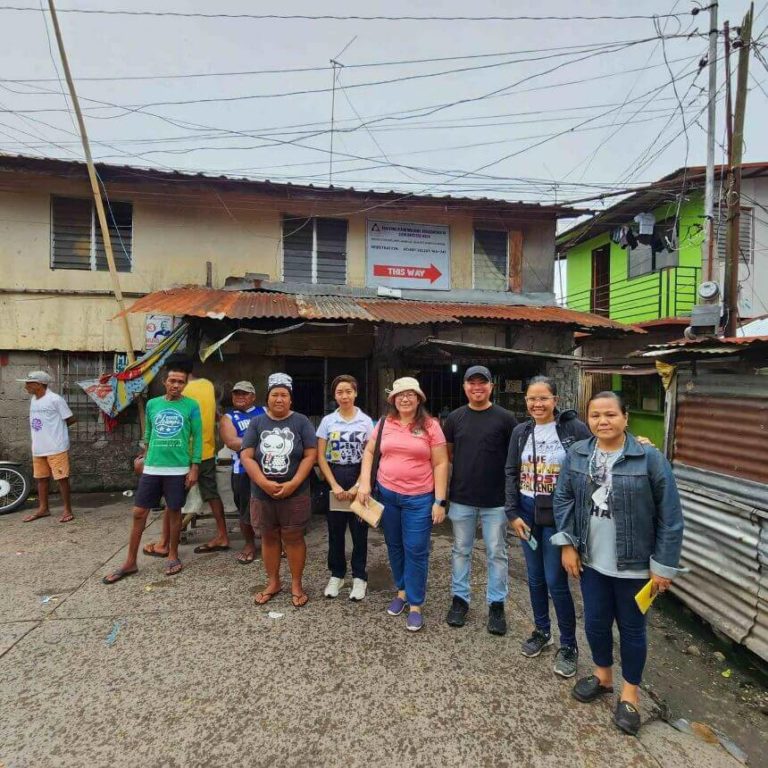 The Office of Cong. Kiko Benitez conducted a site visit to the homes of residents in Barangay Mambulac, Silay