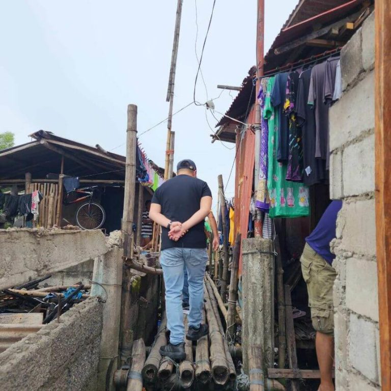 The Office of Cong. Kiko Benitez conducted a site visit to the homes of residents in Barangay Mambulac, Silay