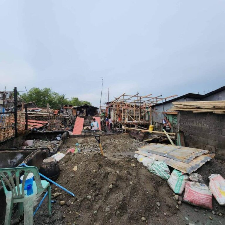 The Office of Cong. Kiko Benitez conducted a site visit to the homes of residents in Barangay Mambulac, Silay