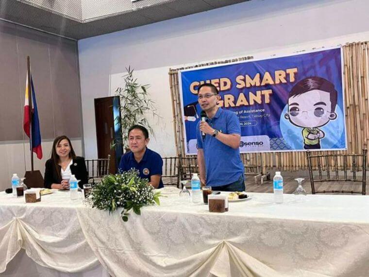 Congressman Kiko Benitez Attends Distribution of Assistance to College Students through CHED Smart Grant Program at Nature’s Village