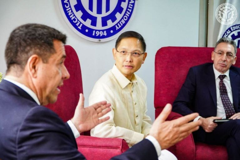 LOOK: TESDA Director General, Secretary Jose Francisco Benitez Welcomes World Bank Officials