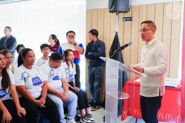 TESDA Secretary Benitez Joins U.S. Ambassador and McDonald’s Philippines CEO in Celebrating Youth Graduates of USAID's YouthWorks PH Program